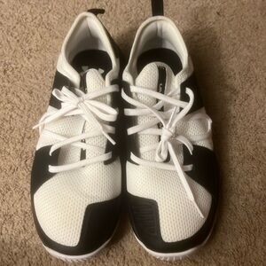 Under Armor mens fitness shoe